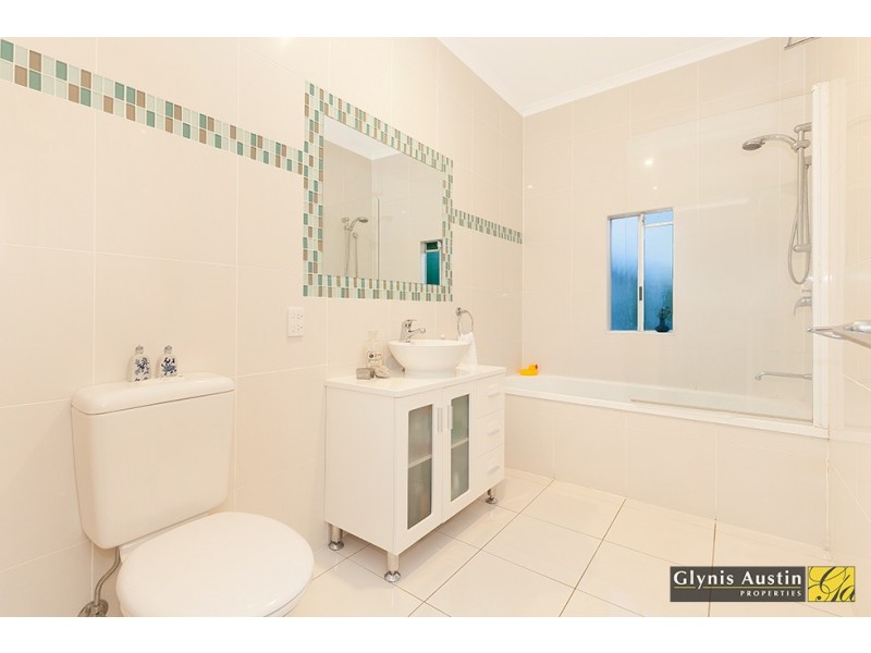 7 Grove Street, Red Hill QLD 4059