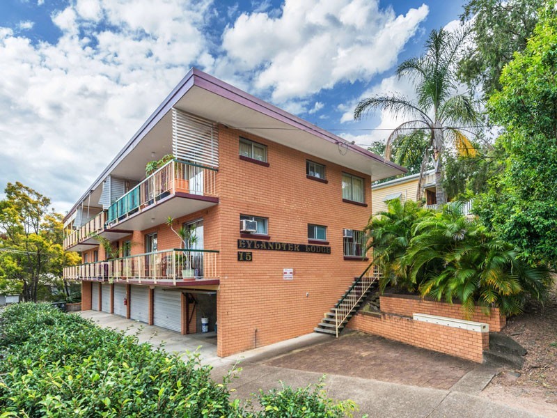 2/15 Glassey Street, Red Hill QLD 4059