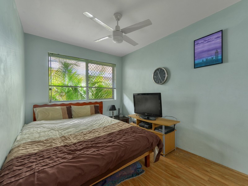 2/15 Glassey Street, Red Hill QLD 4059