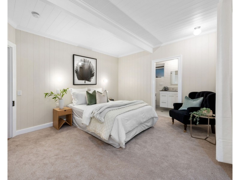 70 Enoggera Terrace, Red Hill QLD 4059