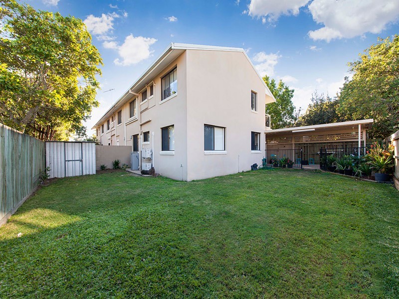 2/23 Winchester Street, Hamilton QLD 4007