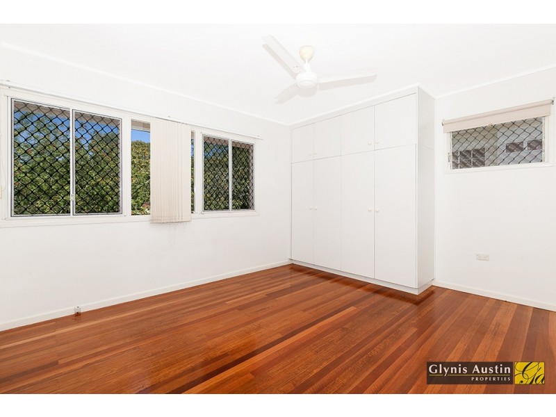 2 London Street, Ashgrove QLD 4060