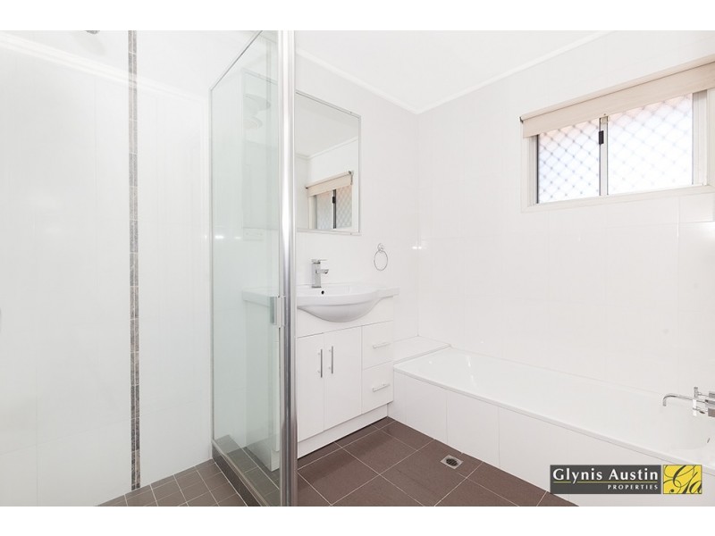 2 London Street, Ashgrove QLD 4060