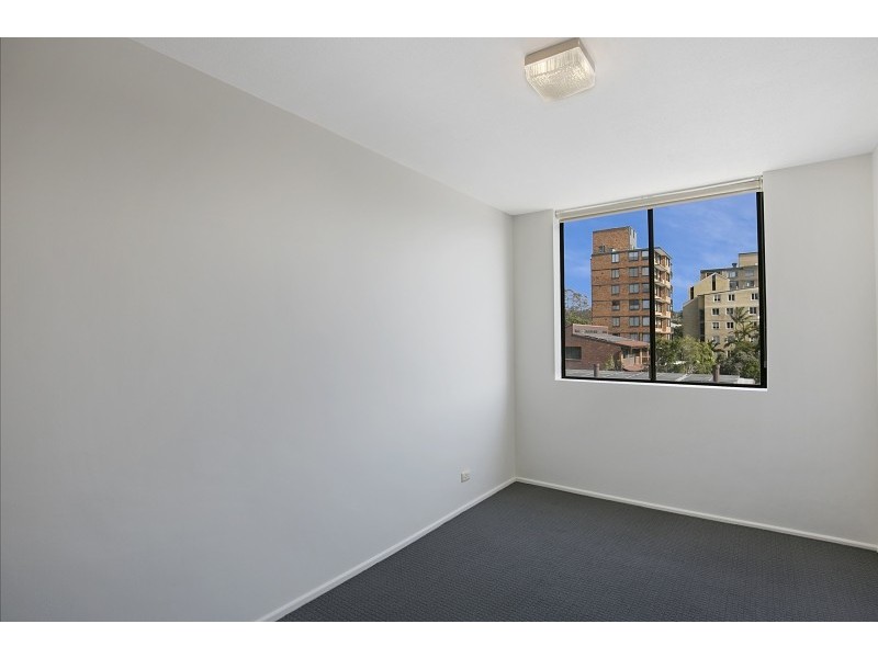 7/32 Sandford Street, St Lucia QLD 4067