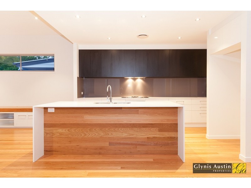 5 Stephenson Street, Bardon QLD 4065