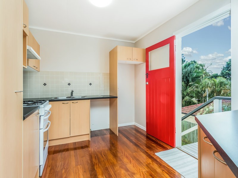 11 Emma Street, Red Hill QLD 4059