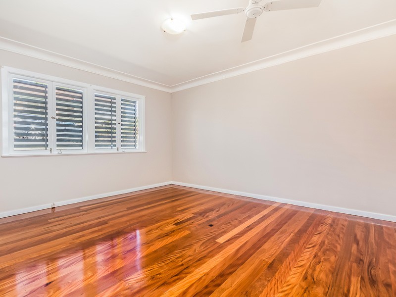 11 Emma Street, Red Hill QLD 4059