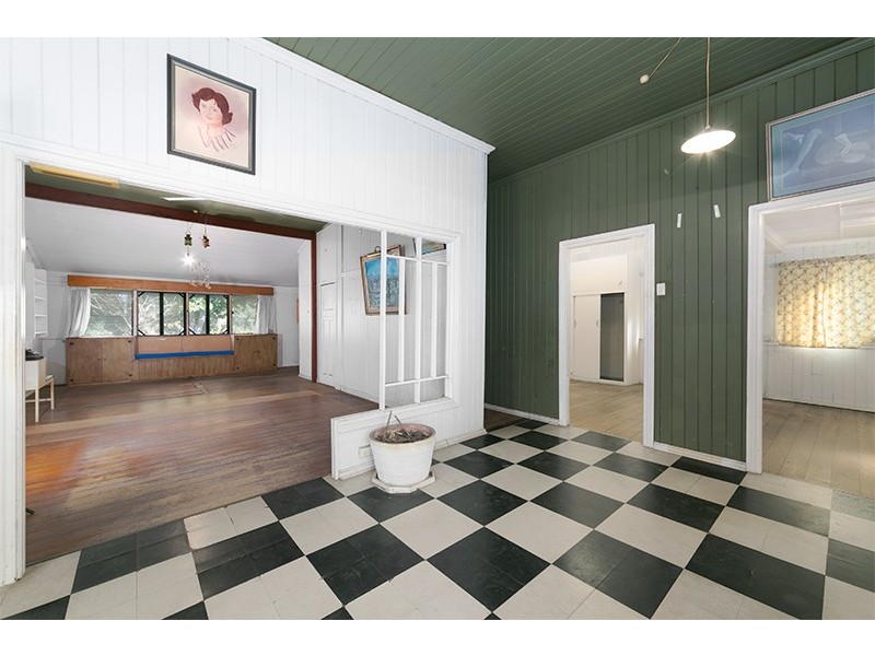 54 Moulton Street, Ashgrove QLD 4060