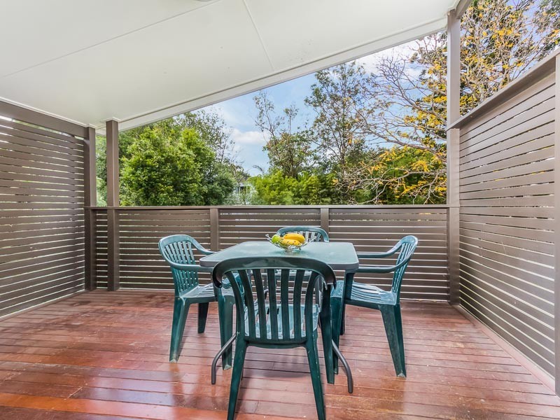 4/42 William Parade, Fairfield QLD 4103