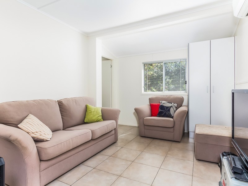 4/42 William Parade, Fairfield QLD 4103