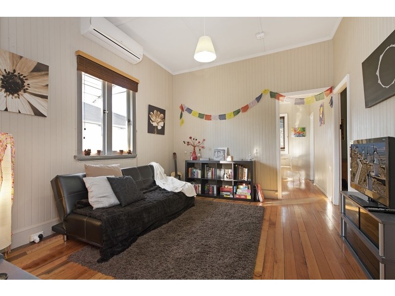 15 Accession Street, Bardon QLD 4065