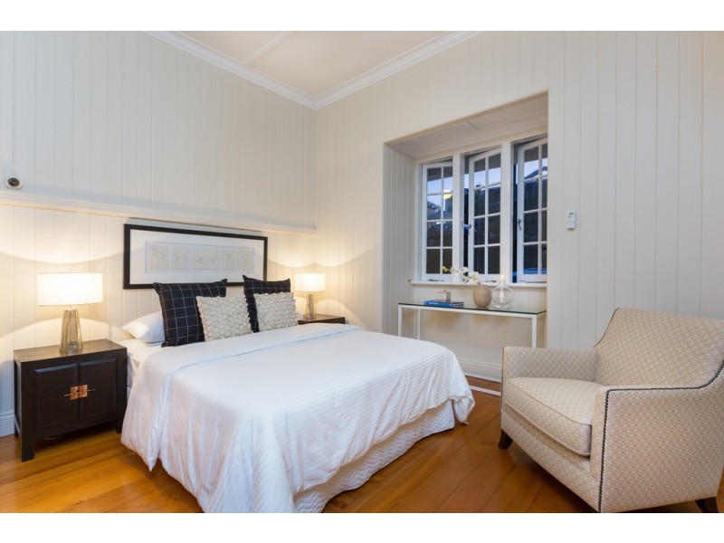 11 Rathdonnell Street, Auchenflower QLD 4066