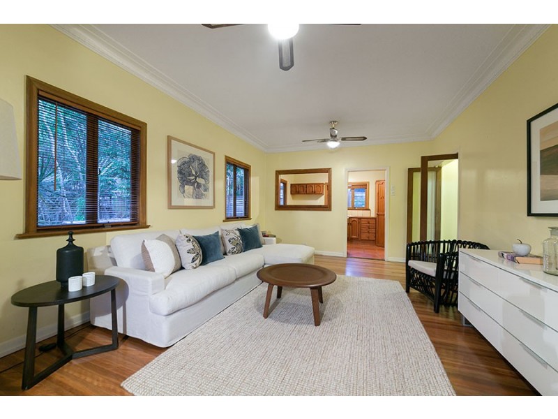 172 Fletcher Parade, Bardon QLD 4065