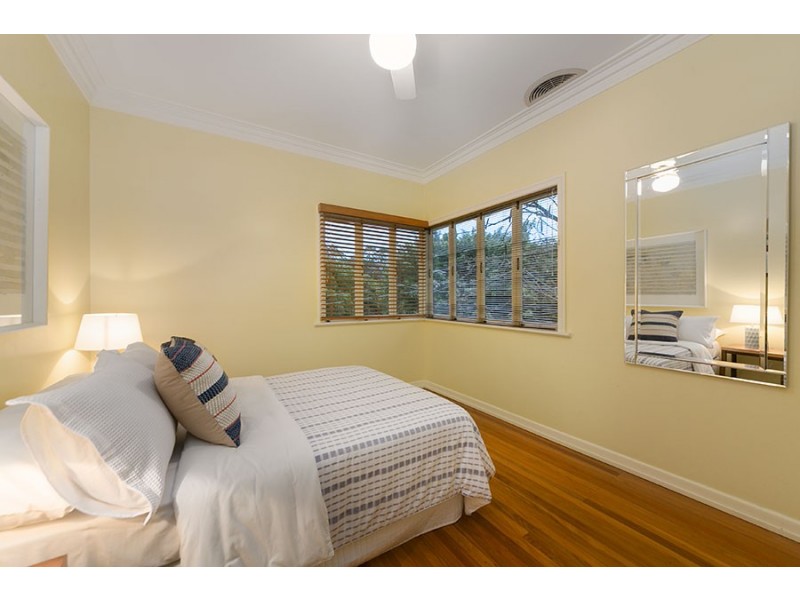 172 Fletcher Parade, Bardon QLD 4065