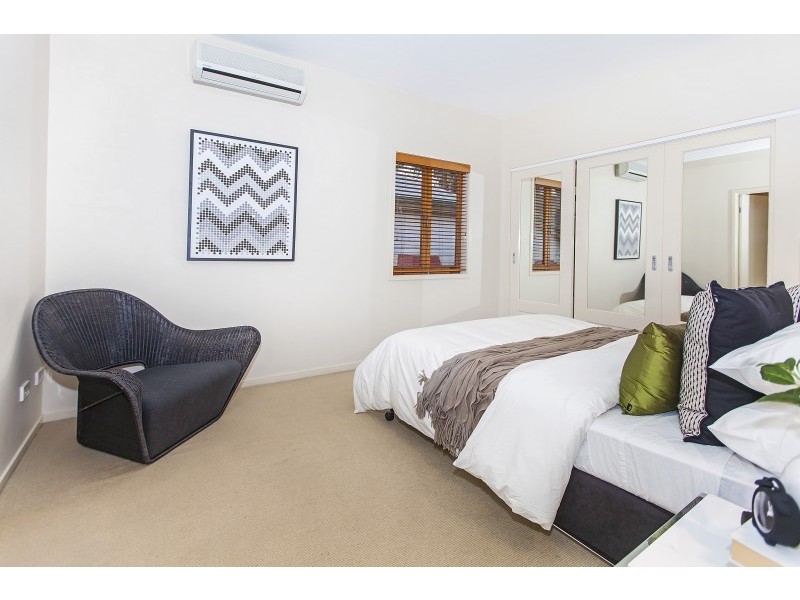 51 Fisher Street, East Brisbane QLD 4169