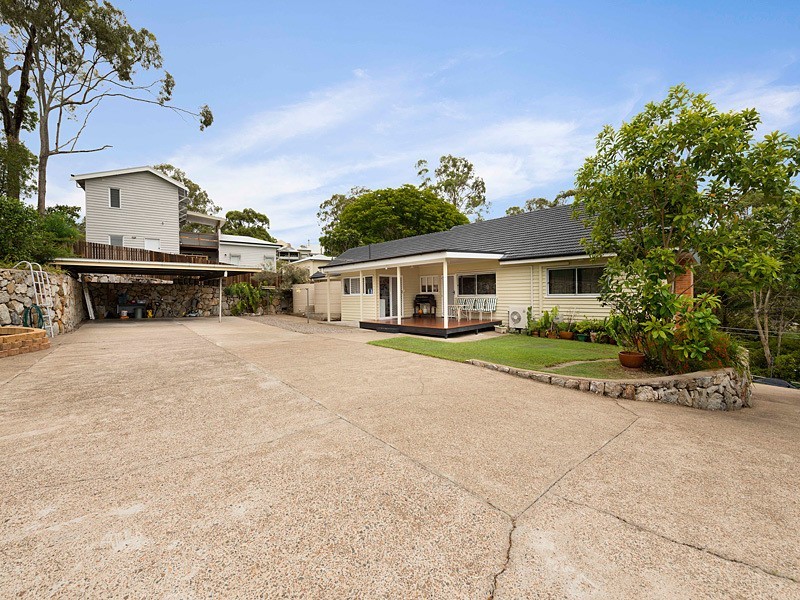 38 Carroll Street, Bardon QLD 4065