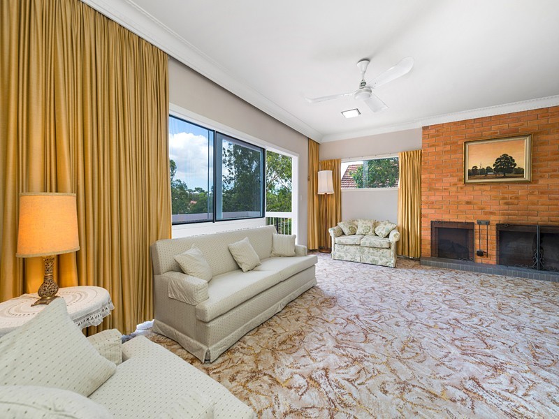 38 Carroll Street, Bardon QLD 4065