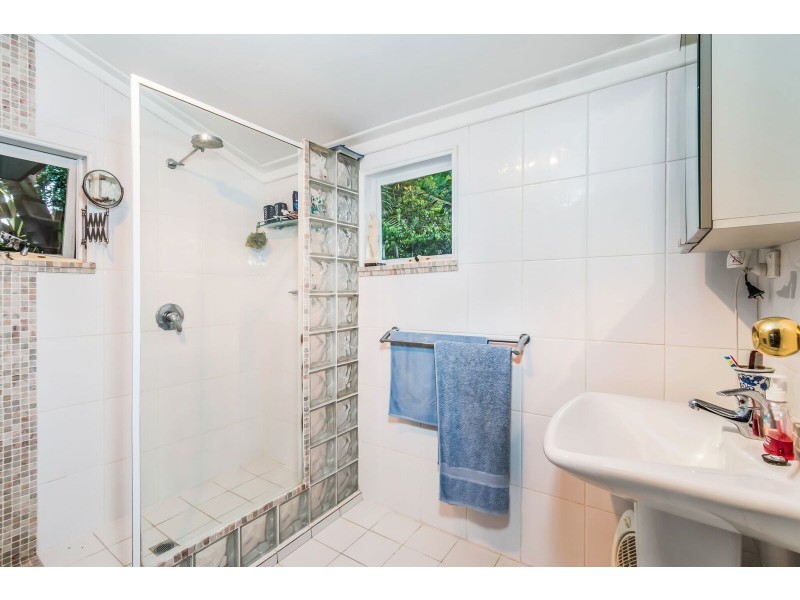 95 Spence Road, Wavell Heights QLD 4012