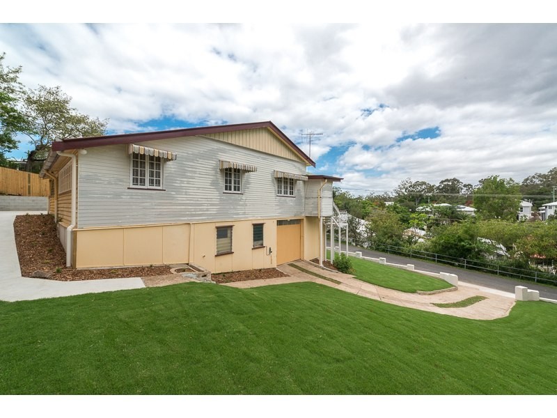 57 Gerler Street, Bardon QLD 4065