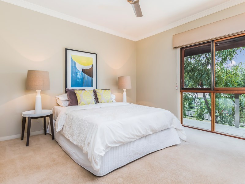 42 Lorward Avenue, Bardon QLD 4065