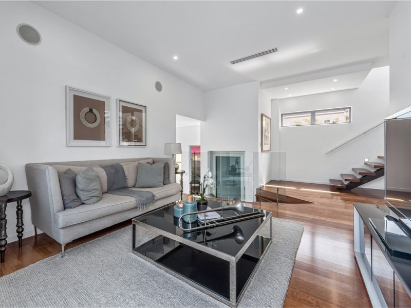 19 Plunkett Street, Paddington QLD 4064