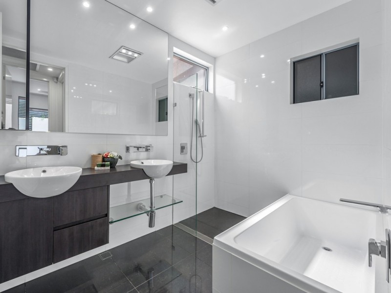 19 Plunkett Street, Paddington QLD 4064