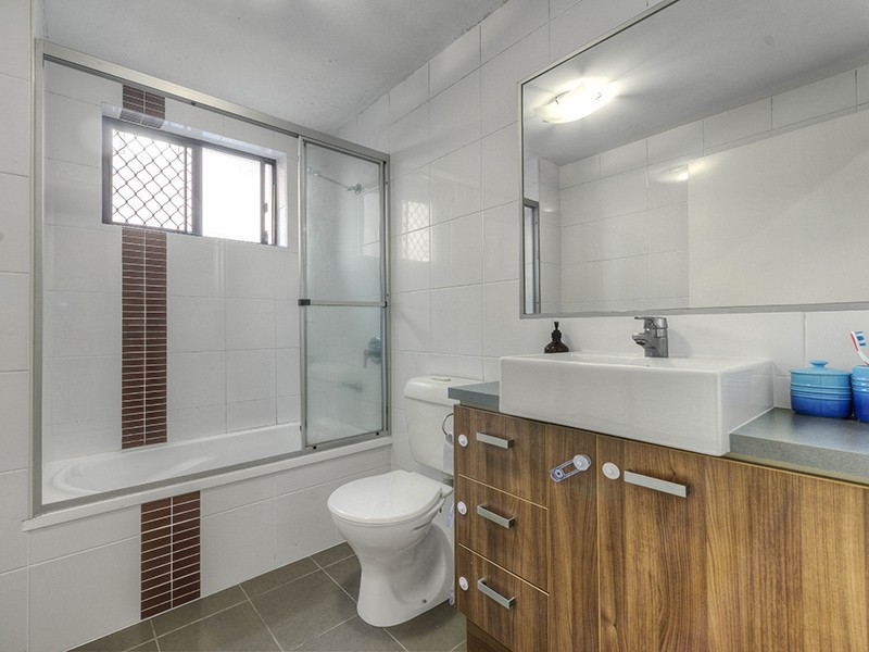 2/64 Kedron Brook Road, Wilston QLD 4051