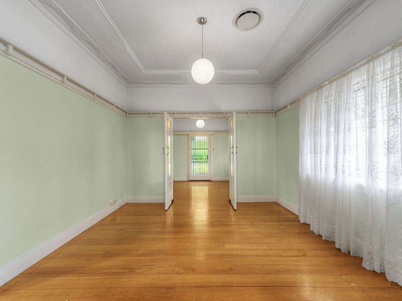 45 Lansdowne Street, Newmarket QLD 4051