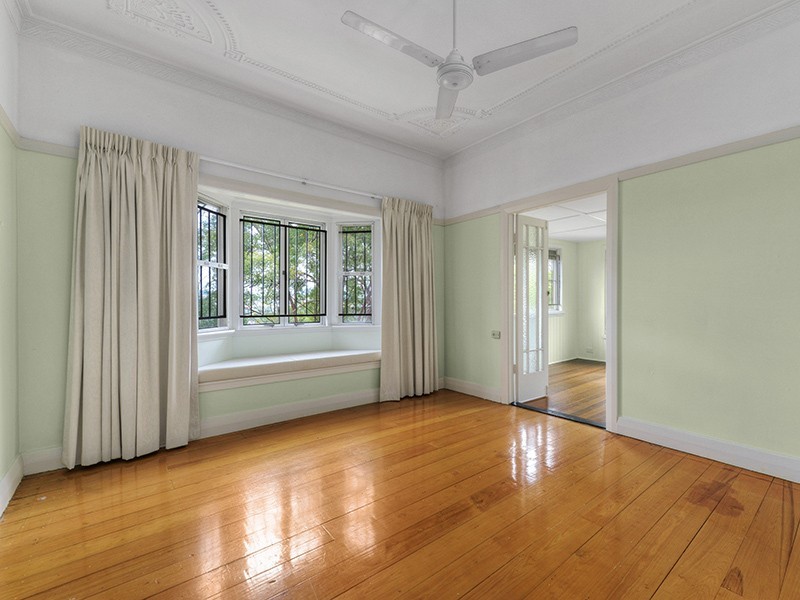 45 Lansdowne Street, Newmarket QLD 4051