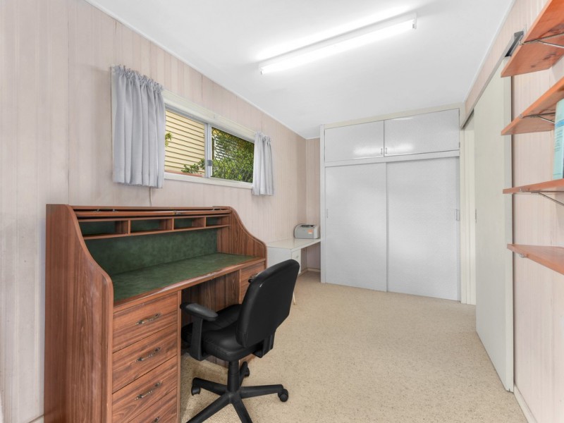 14 Clegg Parade, Newmarket QLD 4051