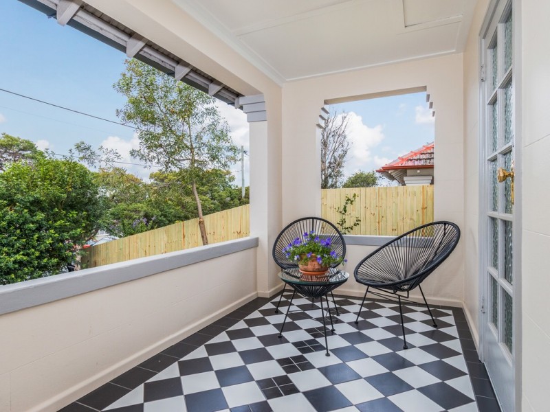 12 Lind Street, Newmarket QLD 4051