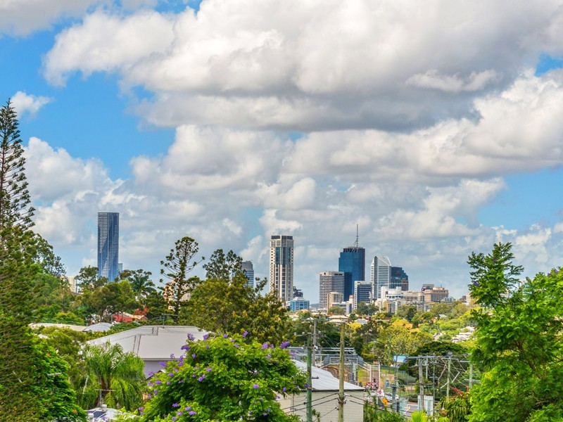 9 Yarradale Street, Newmarket QLD 4051