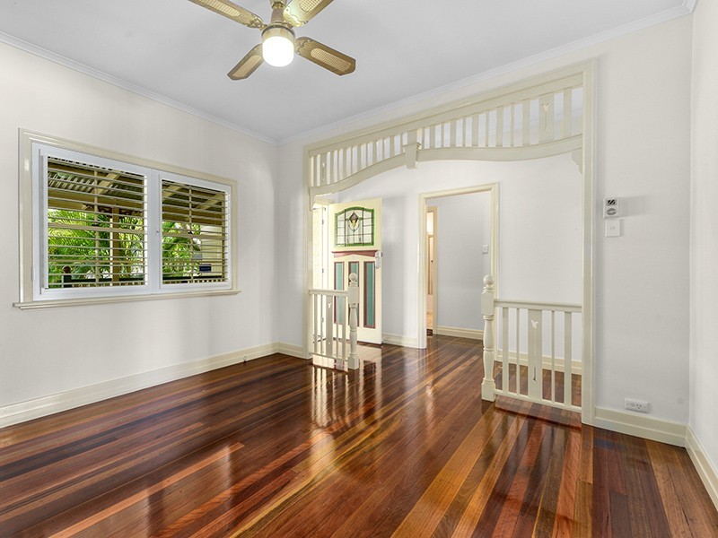 9 Yarradale Street, Newmarket QLD 4051