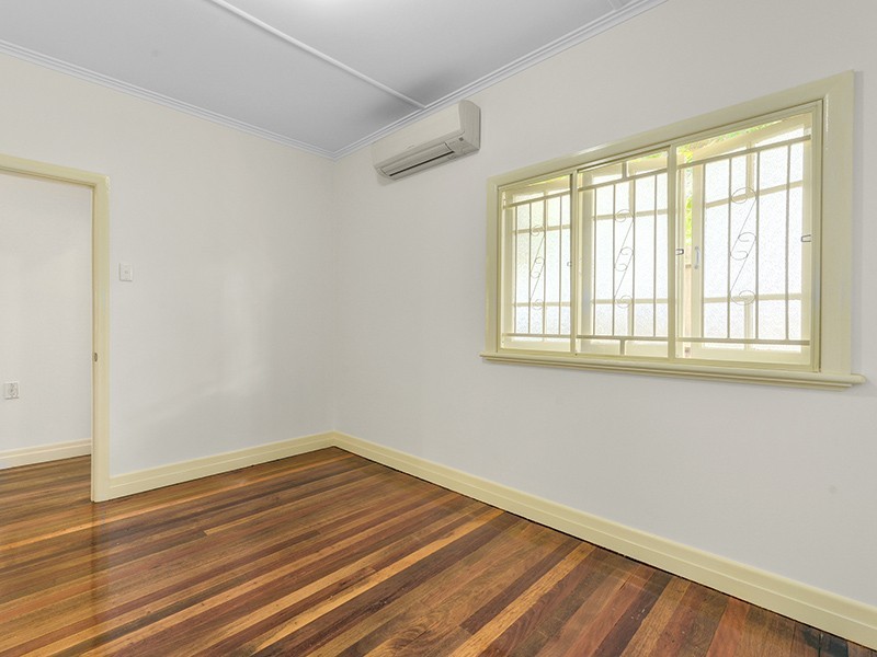 9 Yarradale Street, Newmarket QLD 4051