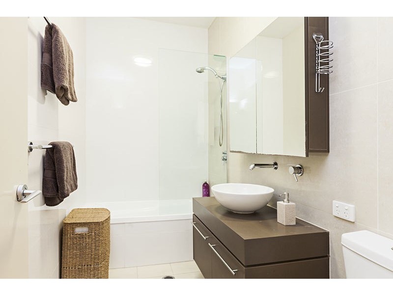 6C Terrace Street, Toowong QLD 4066