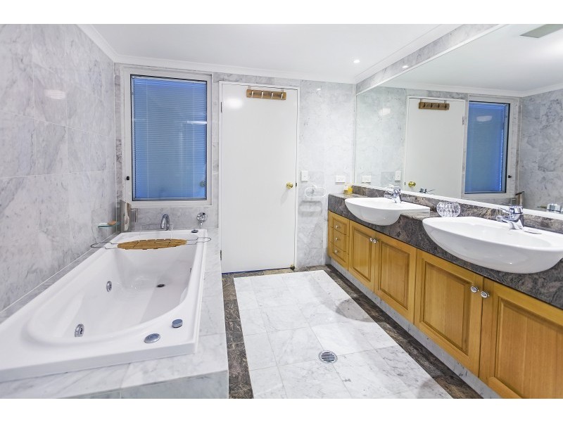 95/8 Goodwin Street, Kangaroo Point QLD 4169
