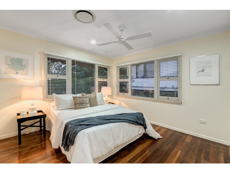 12 Couldrey Street, Bardon QLD 4065