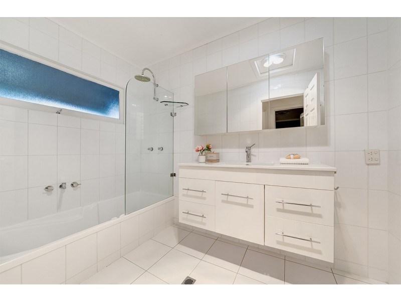 12 Couldrey Street, Bardon QLD 4065