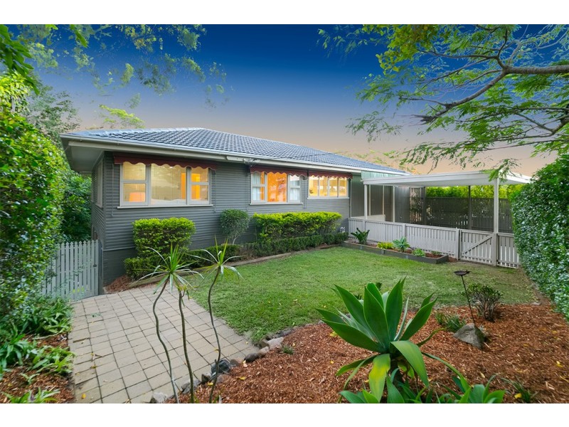 12 Couldrey Street, Bardon QLD 4065