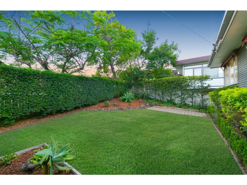 12 Couldrey Street, Bardon QLD 4065