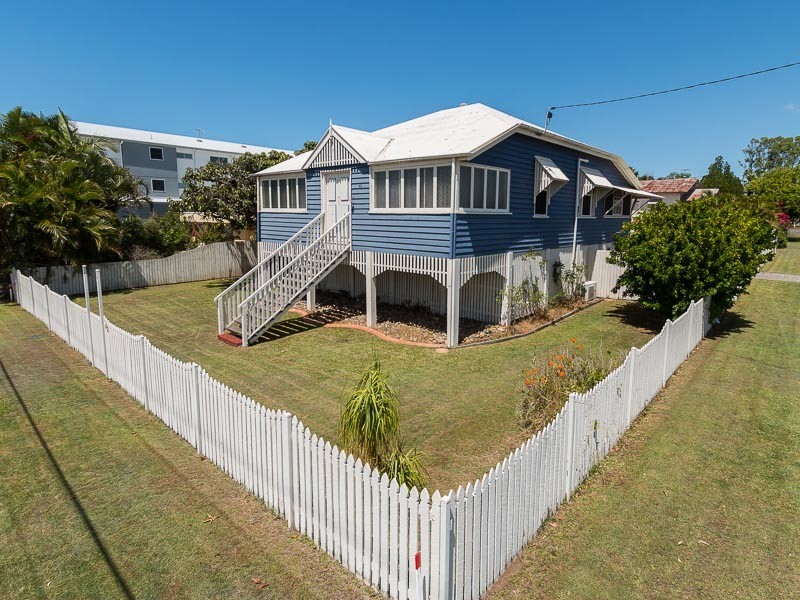 38 and 42 Emsworth Street, Wynnum QLD 4178