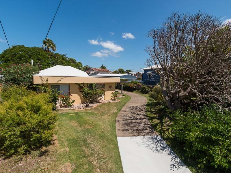 38 and 42 Emsworth Street, Wynnum QLD 4178