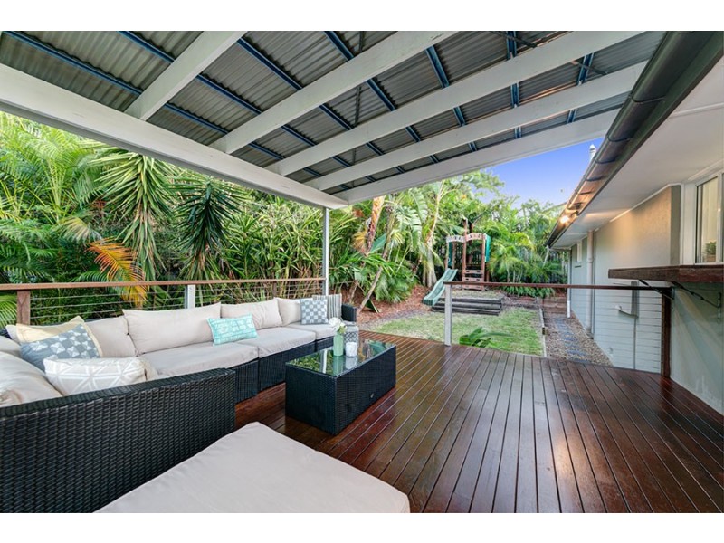 8 Eastment Street, Bardon QLD 4065