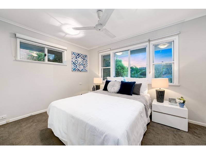8 Eastment Street, Bardon QLD 4065