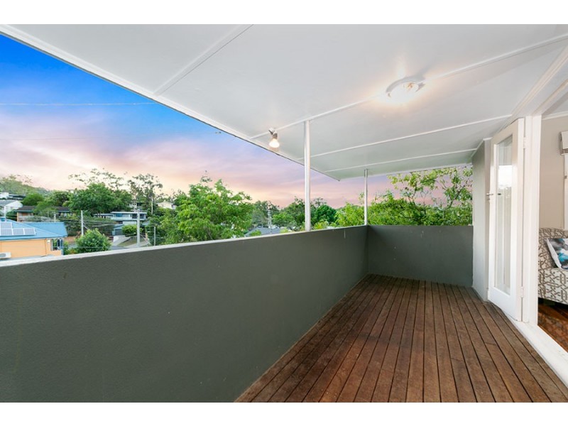 8 Eastment Street, Bardon QLD 4065