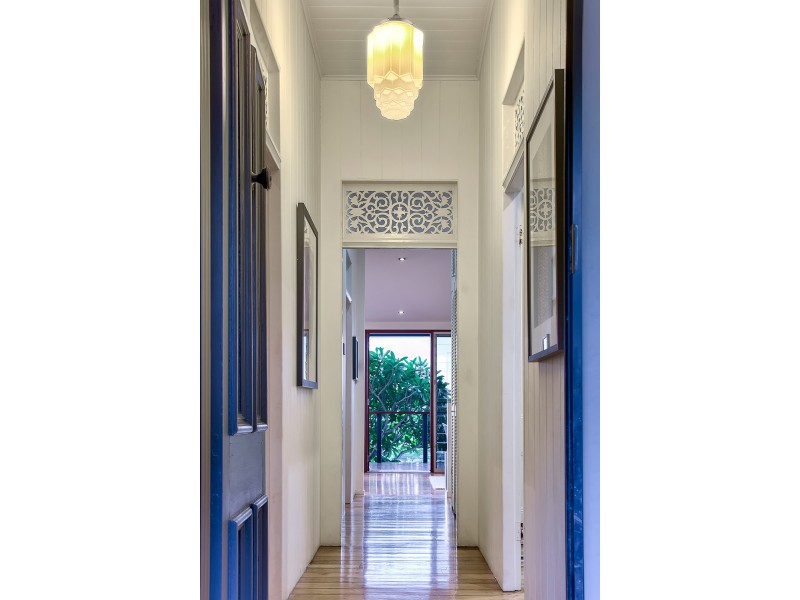 18 Balmain Terrace, Red Hill QLD 4059