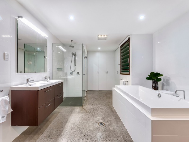 18 Balmain Terrace, Red Hill QLD 4059