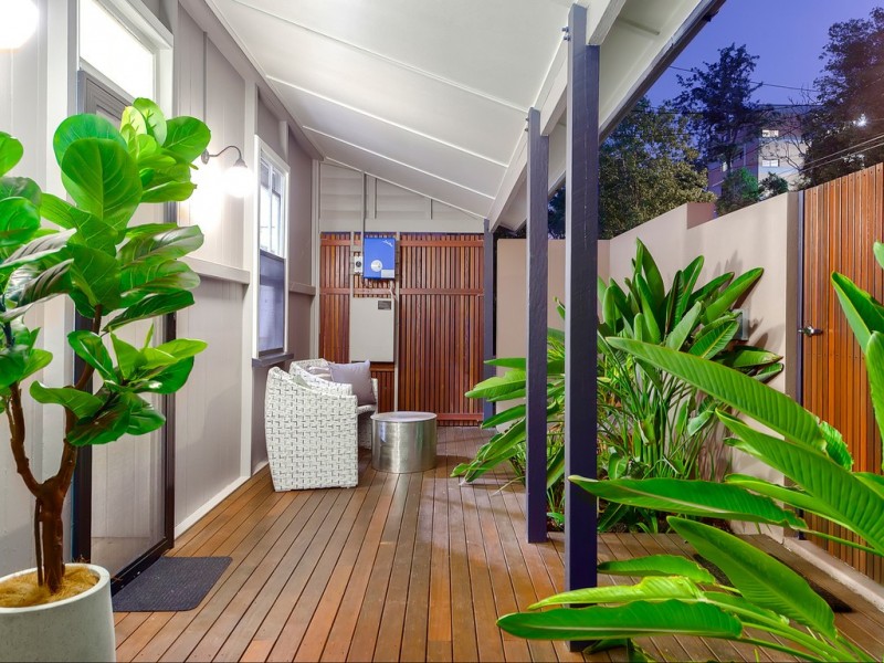 18 Balmain Terrace, Red Hill QLD 4059