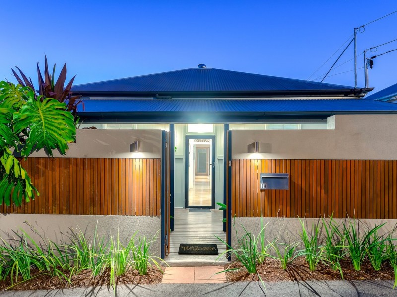 18 Balmain Terrace, Red Hill QLD 4059