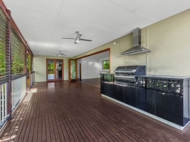 31 Soudan Street, Bardon QLD 4065